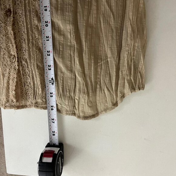 y2k beige lace coquette cottagecore button up top - Picture 7 of 8